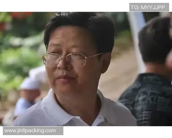 苏伟的成长之路：从平凡少年到职场精英的奋斗历程与心路历程